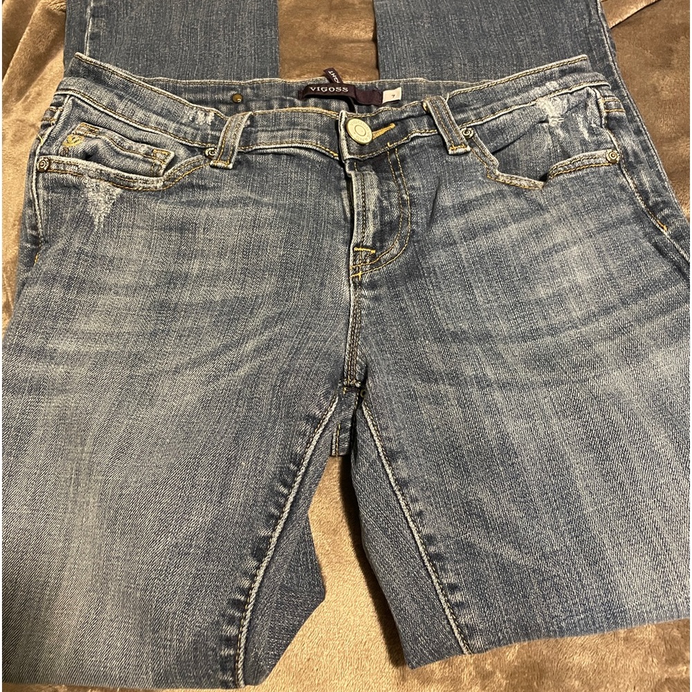 Mildly ripped junior jeans